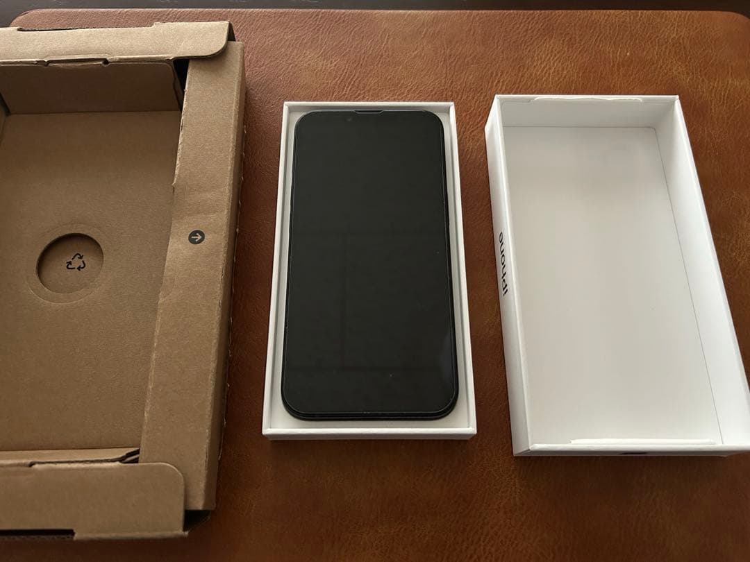 iPhone 16e 128GB 本体 SIMフリーブラック