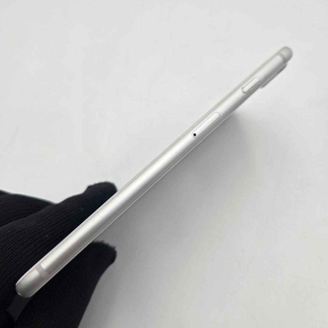 美品 iPhone 8 Plus 64GB SIMフリー 外装きれい 動作良好