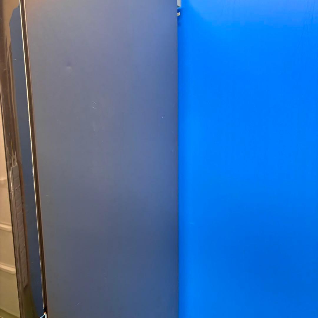 671 東芝大型冷蔵庫　500L強　小型　ガラスパネル　右開き　5ドア　スリム