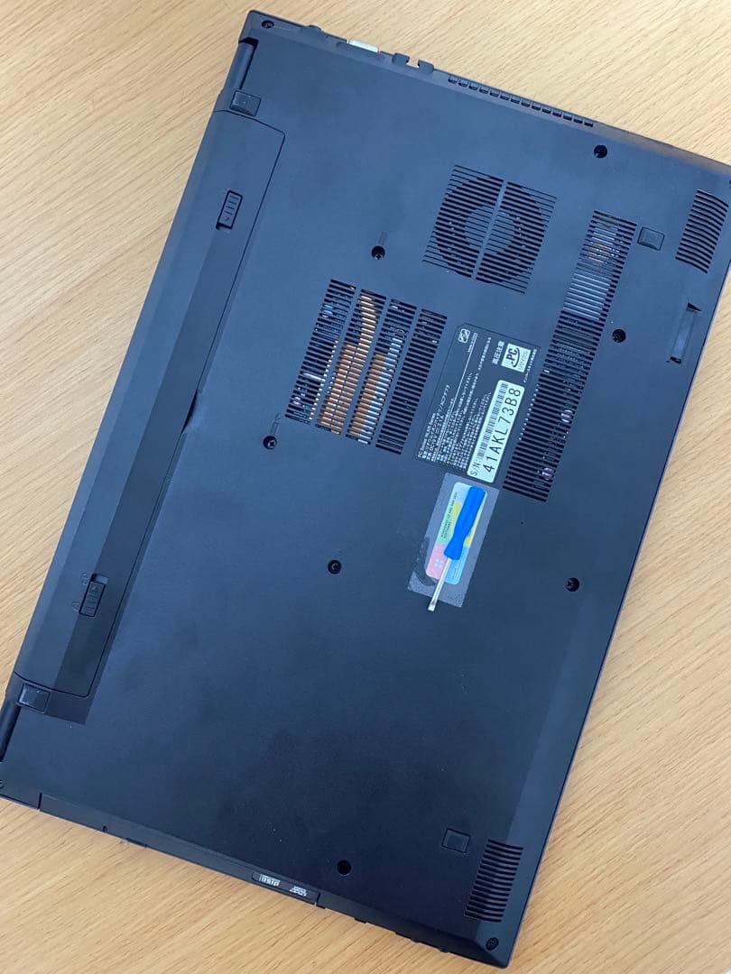 FRONTIERノートパソコン/SSD240GB/メモリ8GB/無線/カメラ