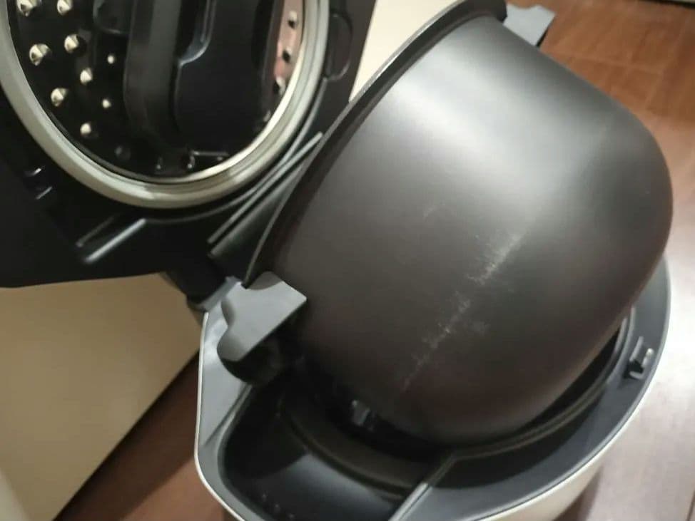 ヘルシオ ホットクック 電気無水調理鍋 KN-HW16G-W 未使用