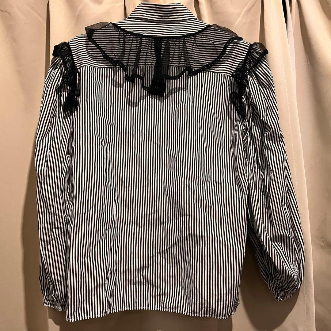 miumiu ストライプ柄フリルシャツ