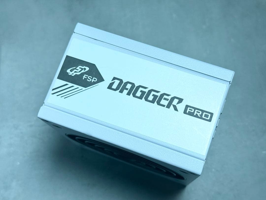 FSP DAGGER PRO 850w ATX3.0 ＋ カスタムケーブル付き