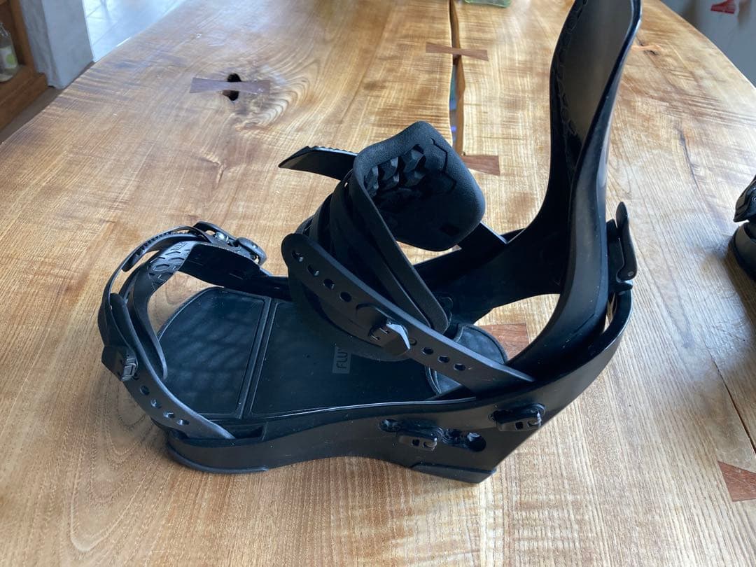 FLUX CV M 24-25 美品