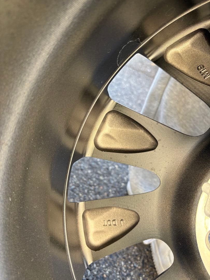 ヴォクシー 17インチ ホイールタイヤセット