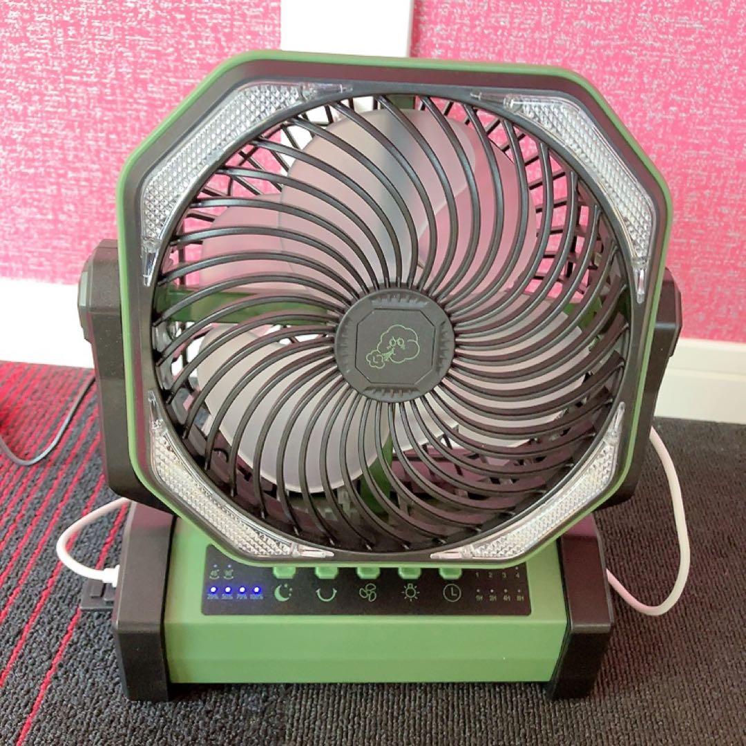 これは便利！多機能充電式扇風機 キャンプ スマホ充電可 ライト付 防災