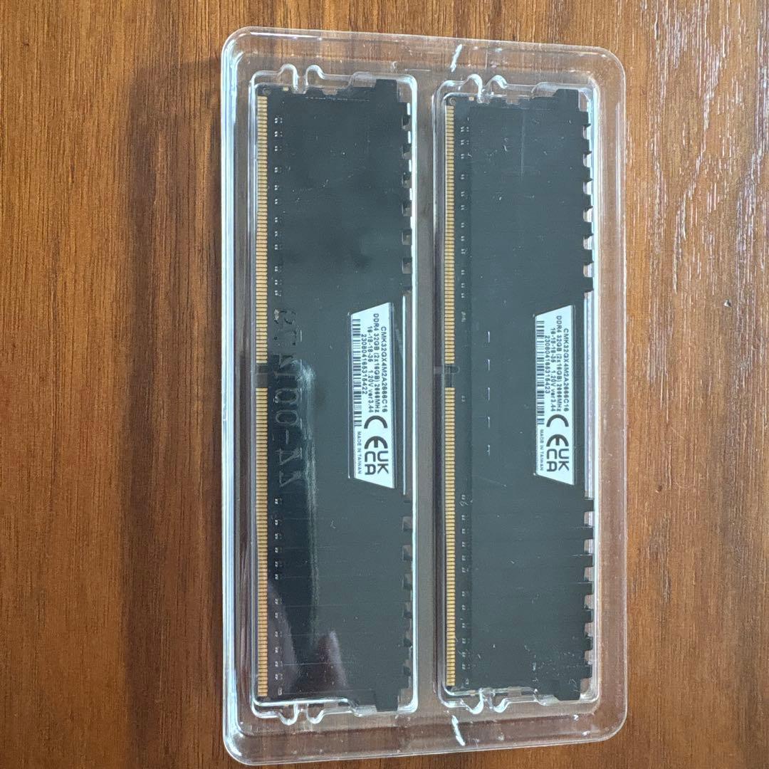 ら*れ様 Corsair Vengeance LPX DDR4 メモリー 片方ジ