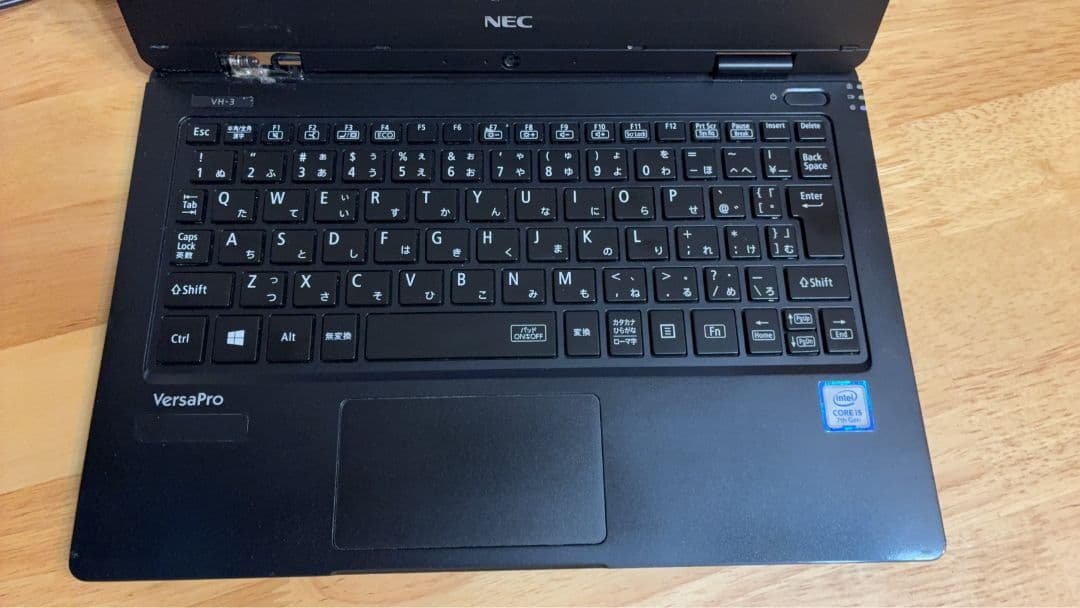 軽量薄型☆NEC VKT12H-3 i5-7Y54 メモリ8GB SSD128
