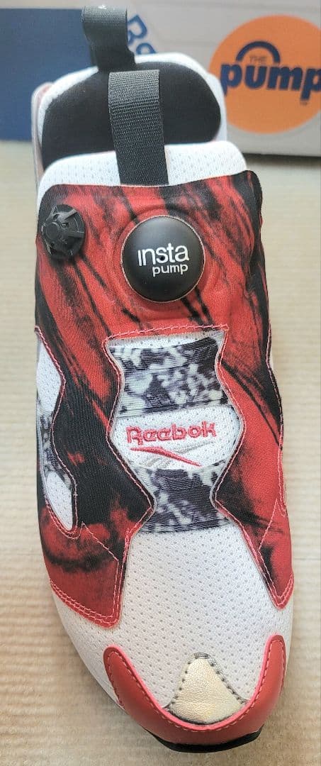 B'z PARTY限定 稲葉浩志×Reebok INSTAPUMP FURY