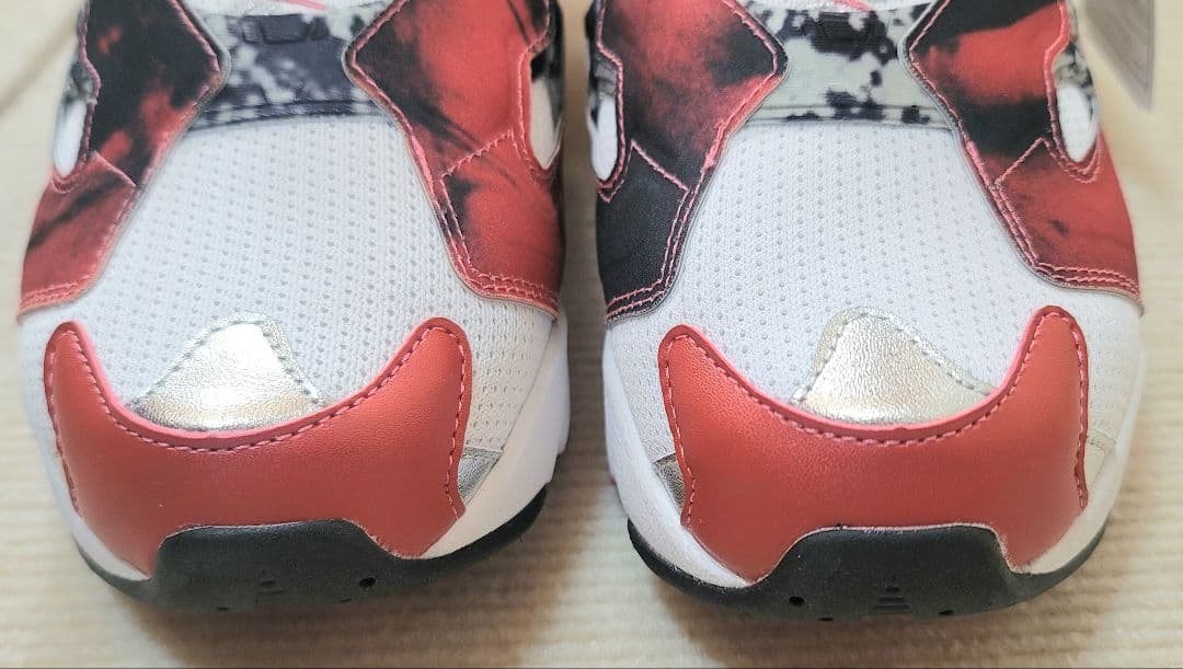 B'z PARTY限定 稲葉浩志×Reebok INSTAPUMP FURY