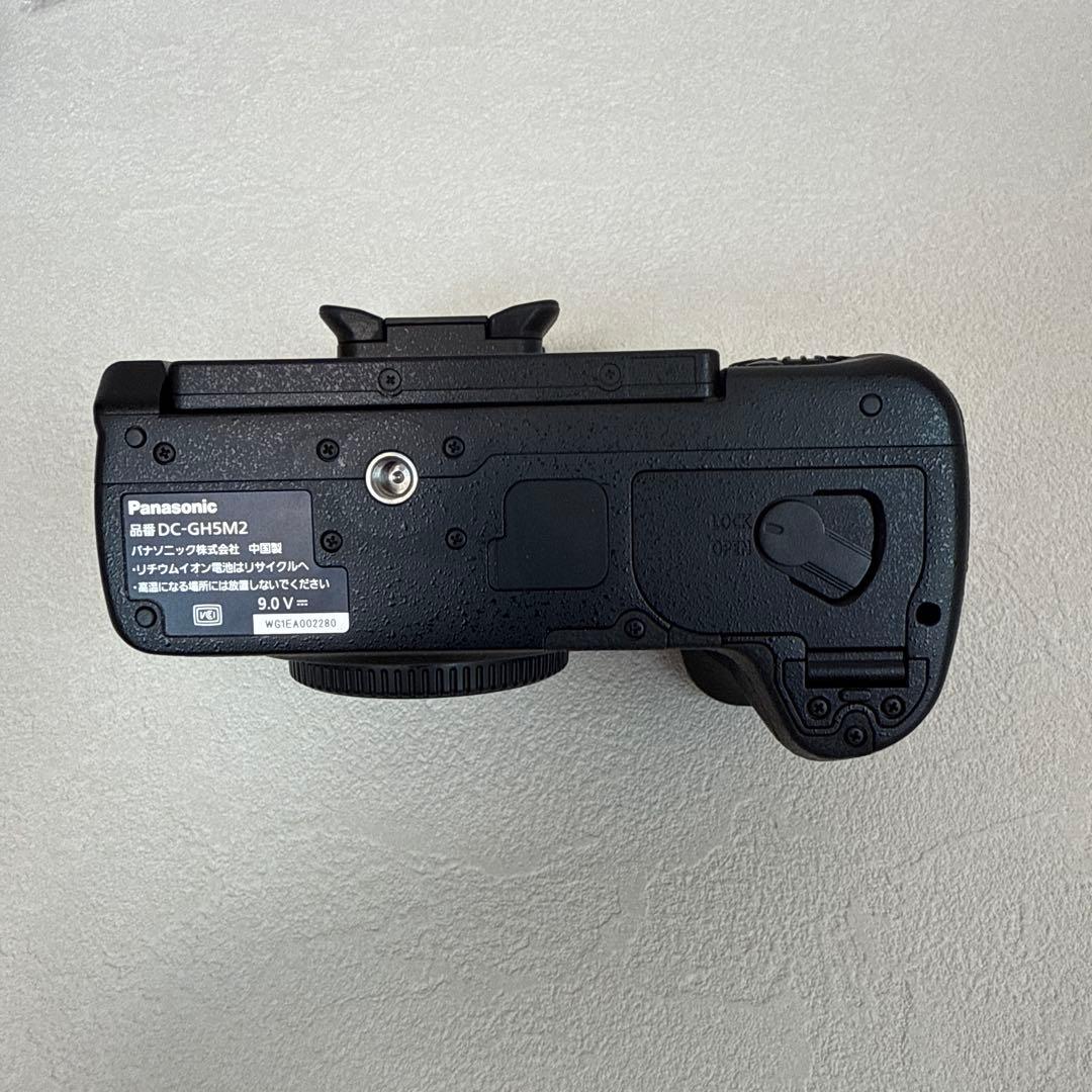 【美品】Panasonic Lumix DC-GH5M2