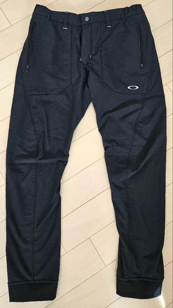美品！OAKLEYオークリースカル　リバーシブル上下セットアップ（Lサイズ）
