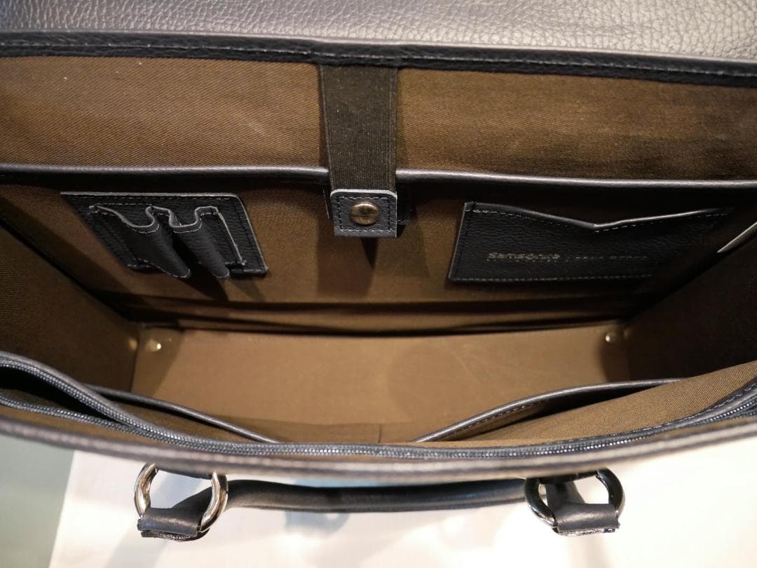 美品☆定価8.5万円　サムソナイトブラックレーベル　ホクストン　かぶせブリーフ