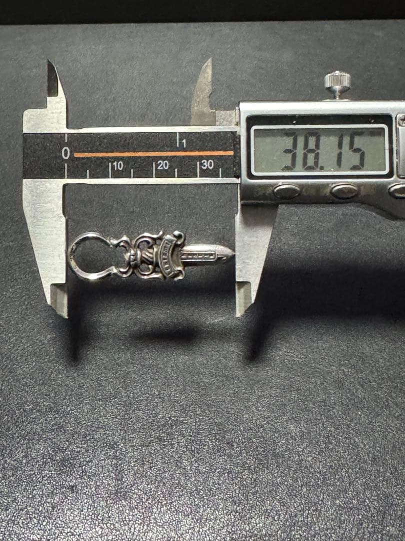 【美品】クロムハーツ 5ダガー ジップ チャーム