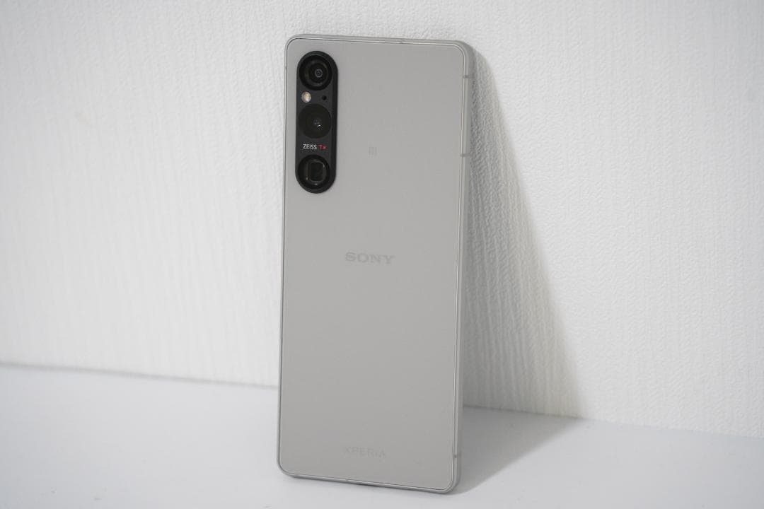 XQ-DQ44 SONY Xperia 1 V プラチナシルバー 512GB