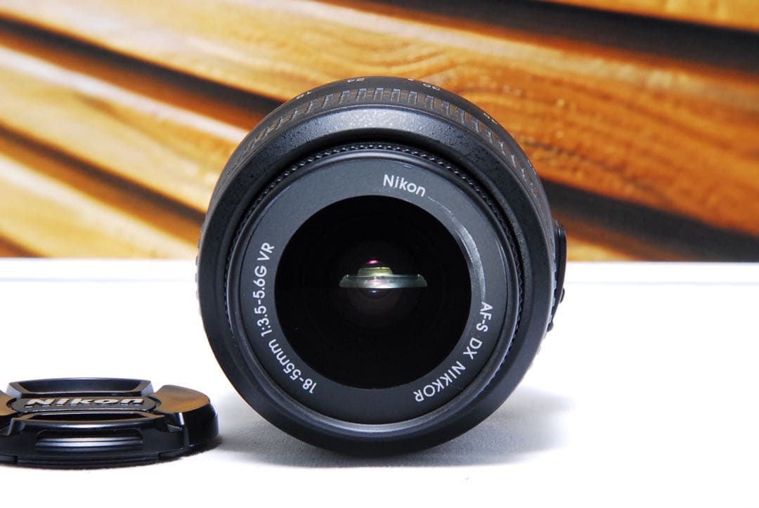 Nikon D3400 一眼レフカメラ Bluetooth スマホ転送　レッド