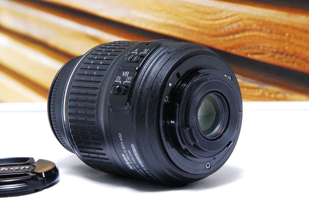 Nikon D3400 一眼レフカメラ Bluetooth スマホ転送　レッド