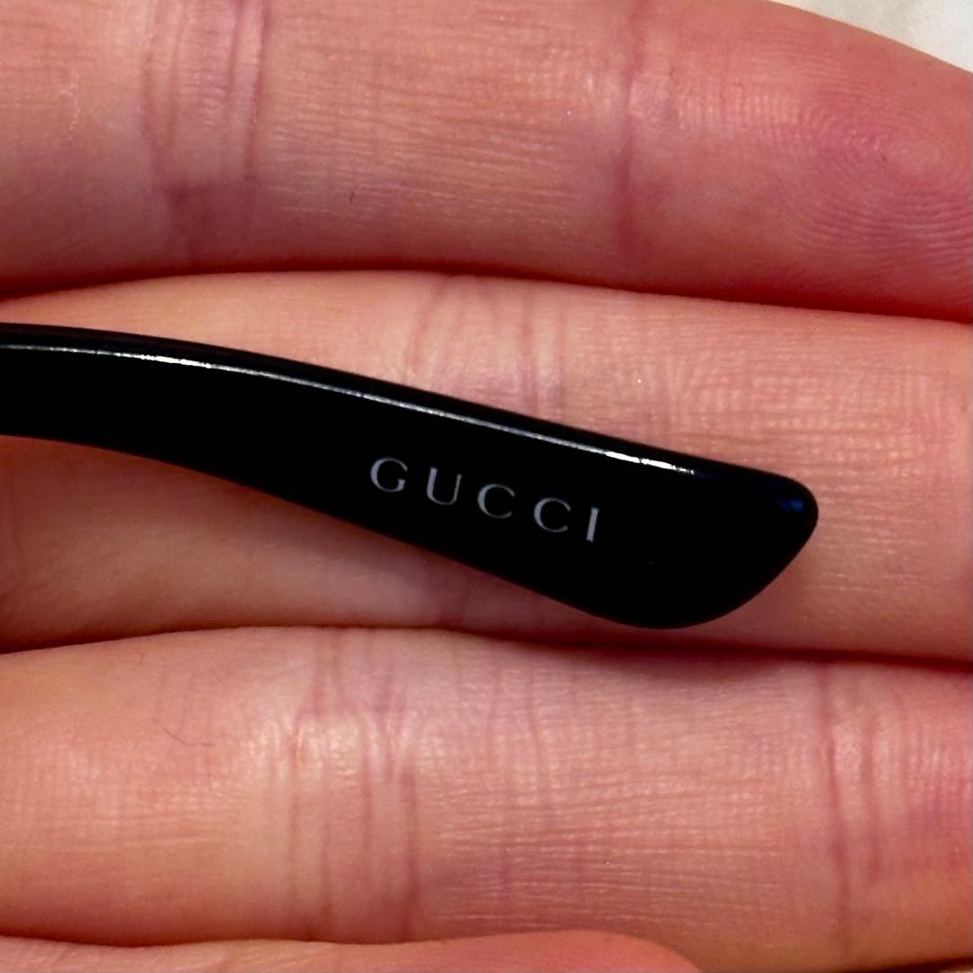 GUCCI ブラック サングラス ケース付き