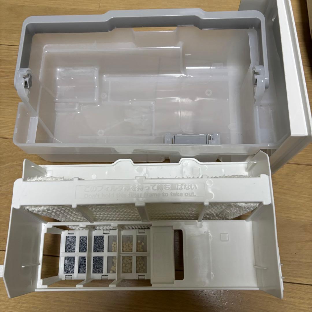 4万円で購入　美品　パナソニック　加湿空気清浄機　ナノイー搭載　FVXP40-S