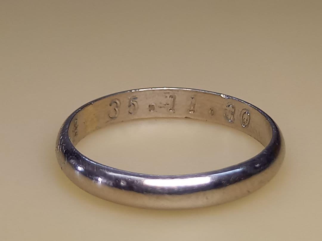 指輪　Pt1000　甲丸　プラチナ　リング