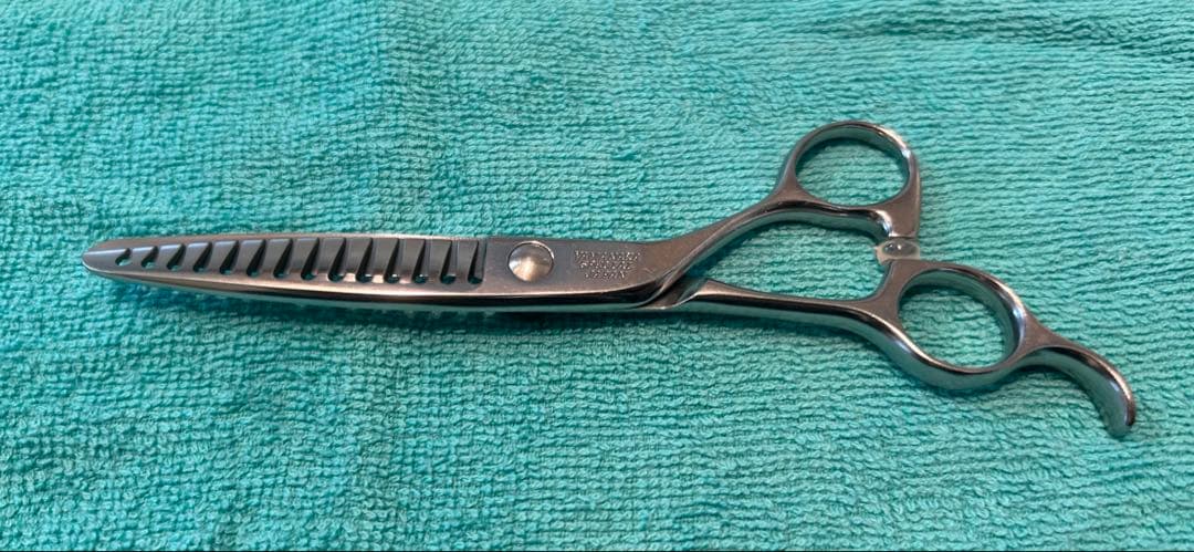 ヤマナカのスキ鋏雅