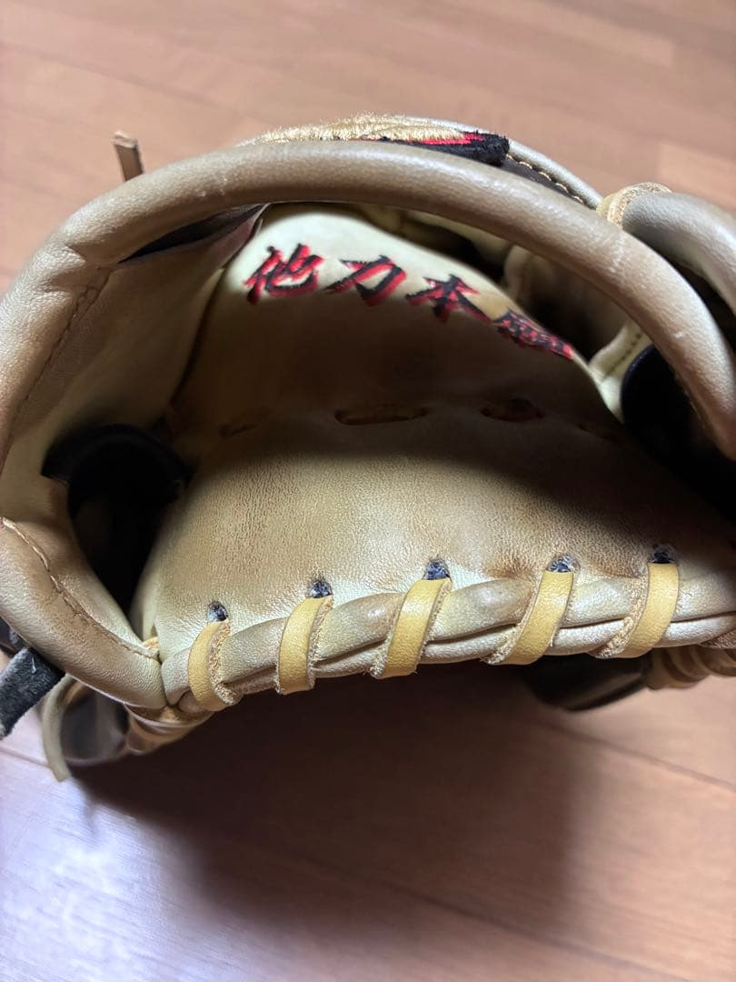 硬式野球 レザーグローブ 黒/ベージュ