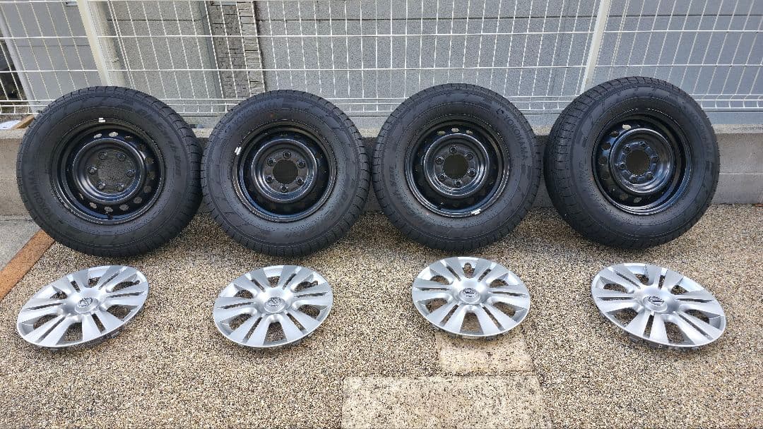 送料込ほぼ新車外しヨコハマ ブルーアース195/80R15 107/105Q