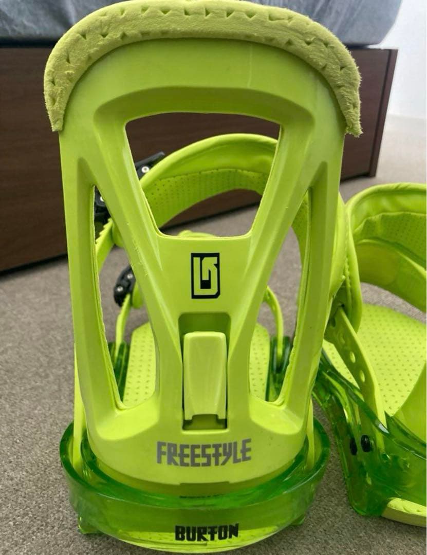 【期間限定値下げ⚠️】BURTON バインディング Mサイズ