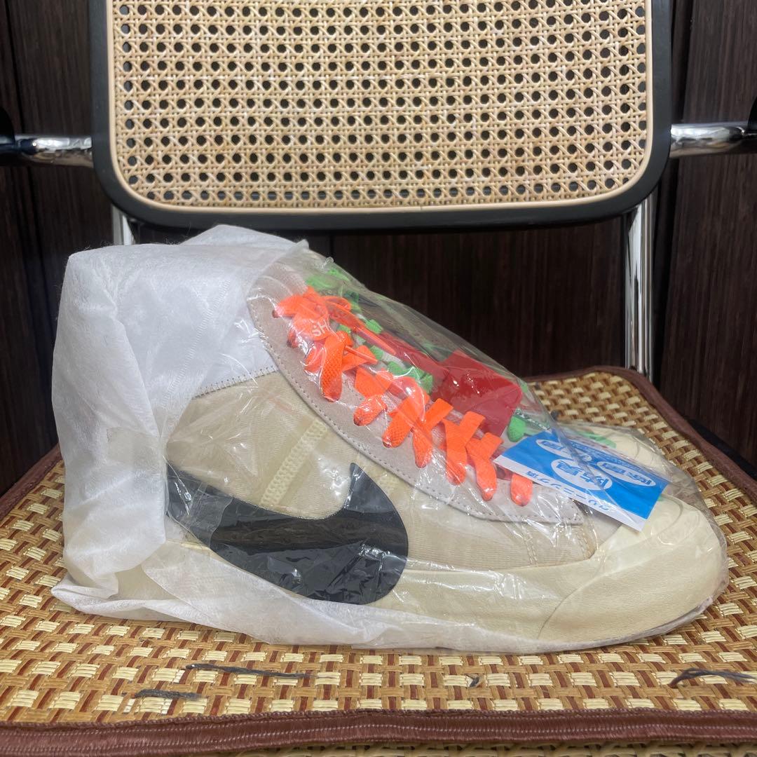 NIKEスニーカー（off-whiteとのコラボ）