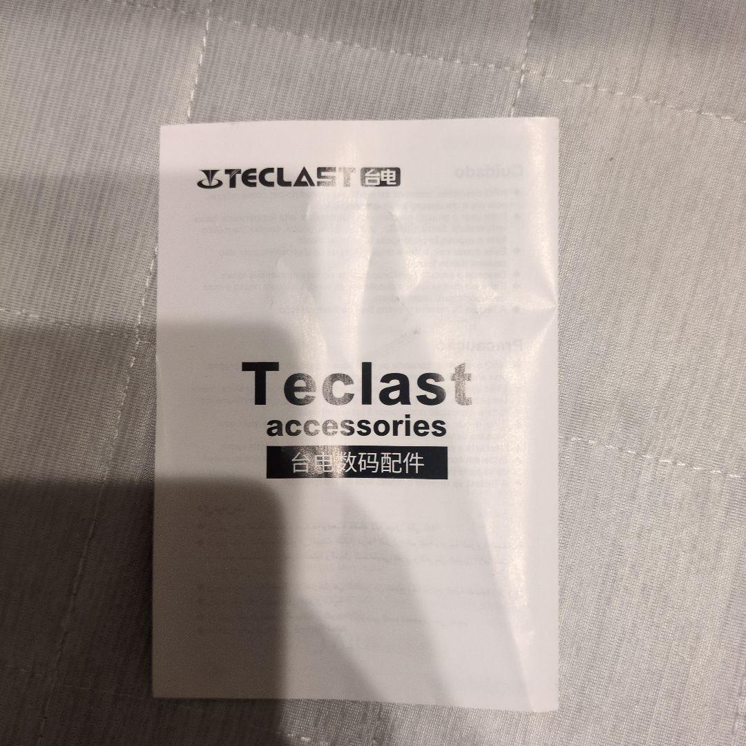 Androidタブレット ブラック カバー付き