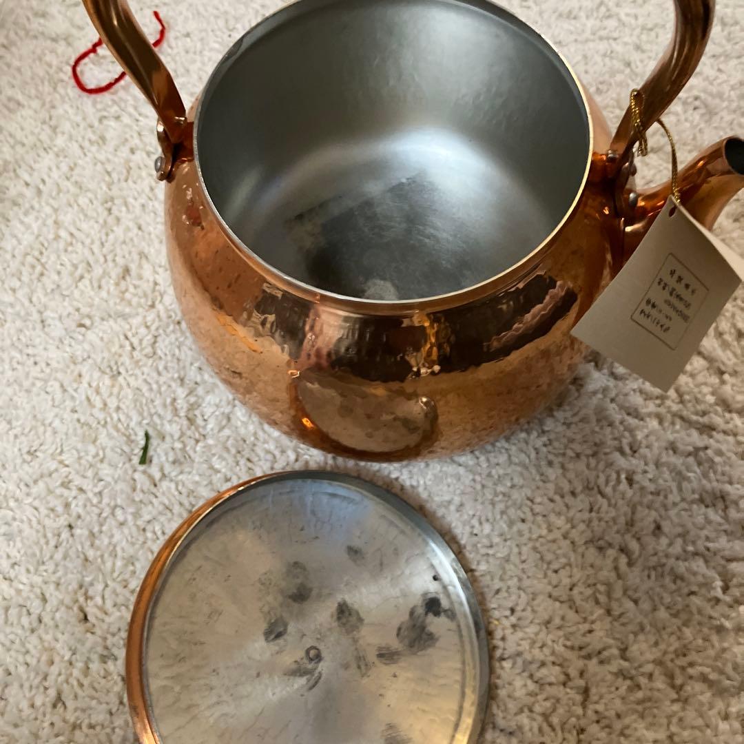 銅のやかん