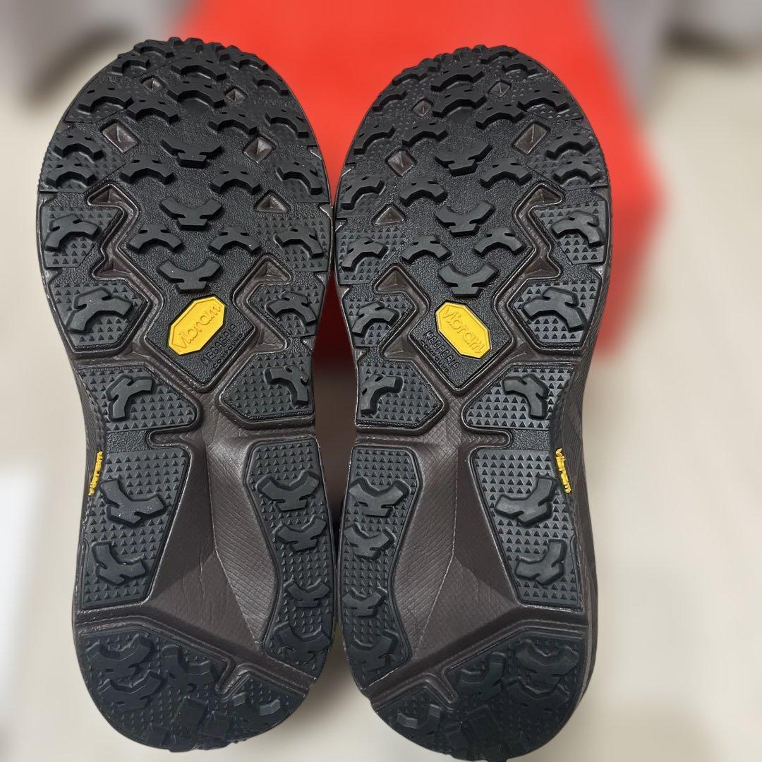 HOKA SPEEDGOAT 2 UNNA コラボモデル　27cm