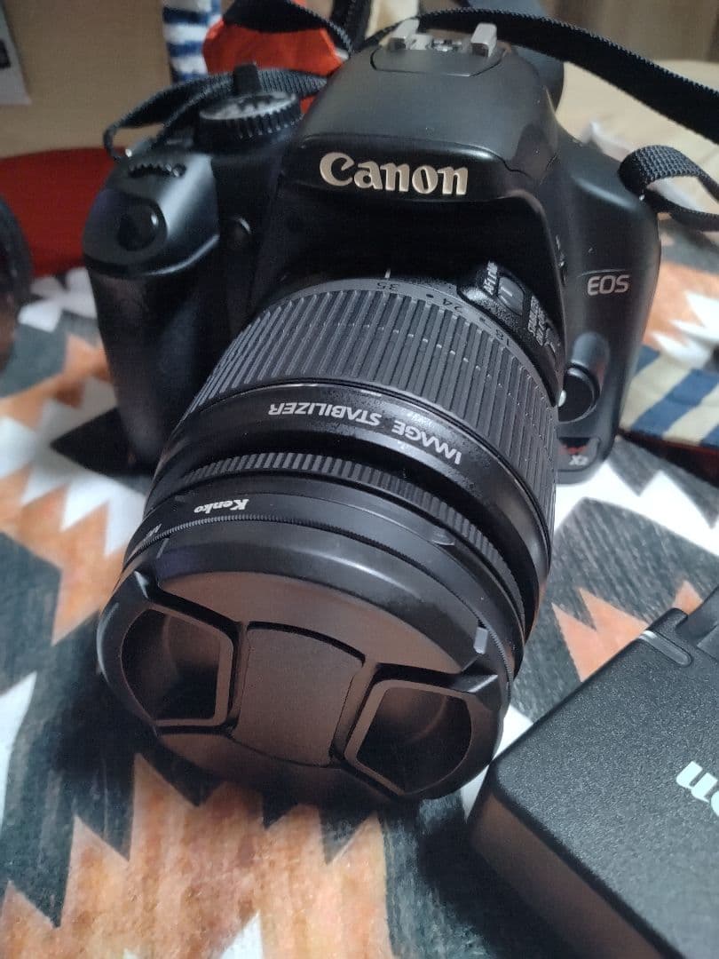キャノン デジタル一眼レフカメラ 　ケース付き