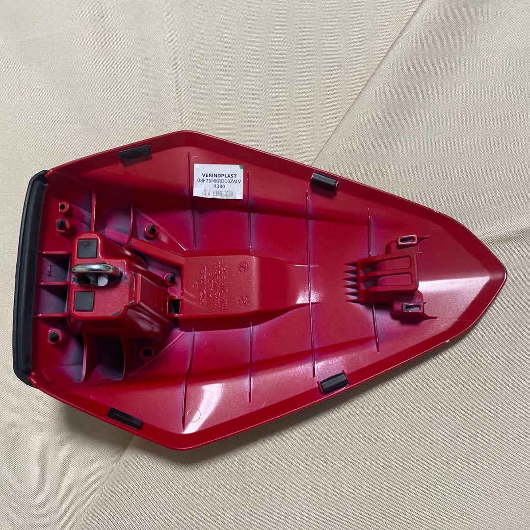 CBR1000RR-R シングルシ一トカウル