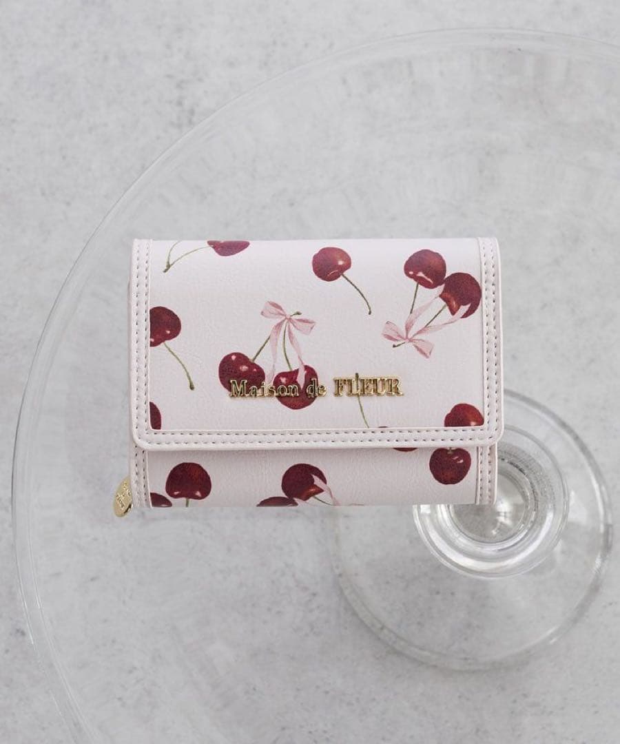 メゾンドフルール チェリー柄 ウォレット 財布 ピンク