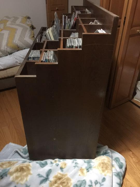 CDラック？本ラック？