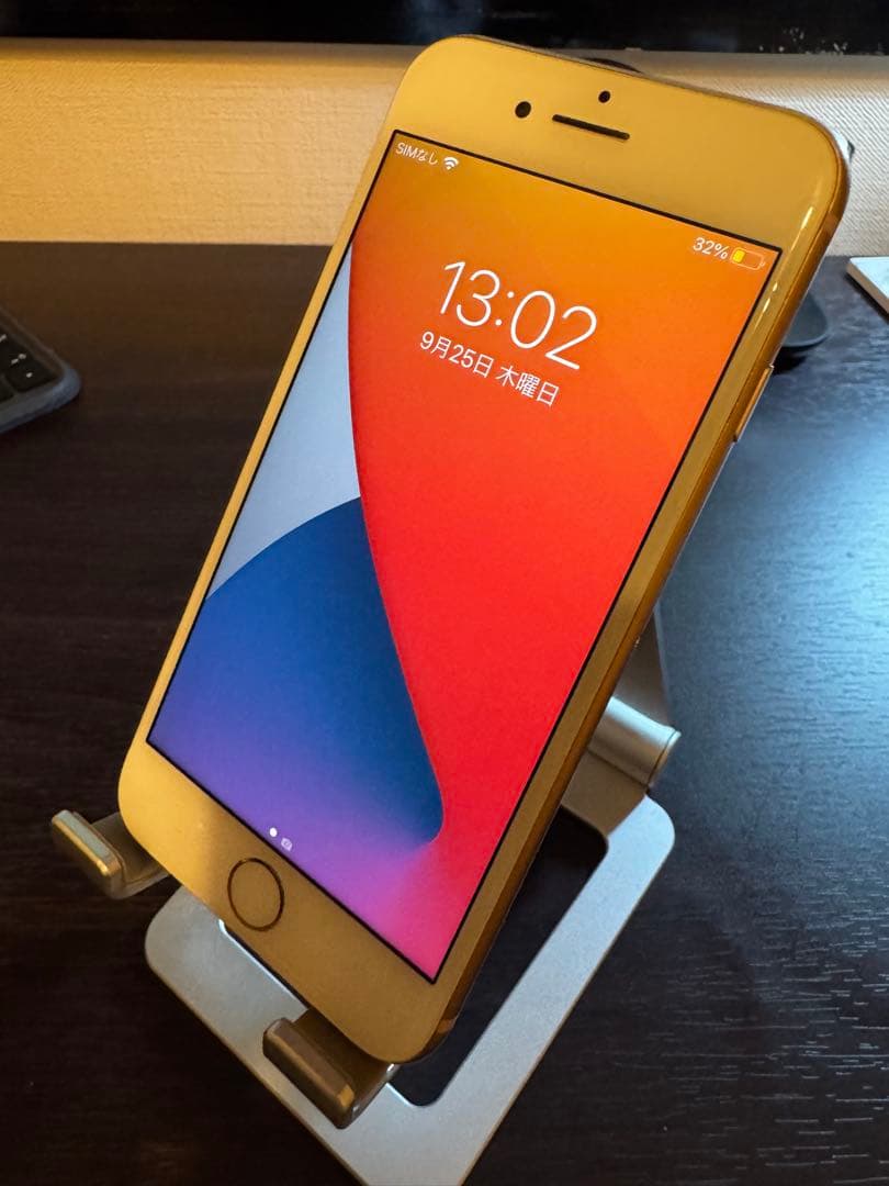 美品！格安！iPhone8ゴールド！