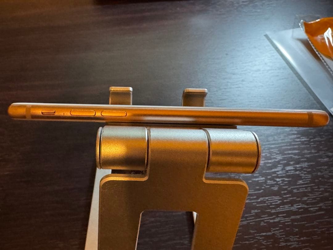 美品！格安！iPhone8ゴールド！