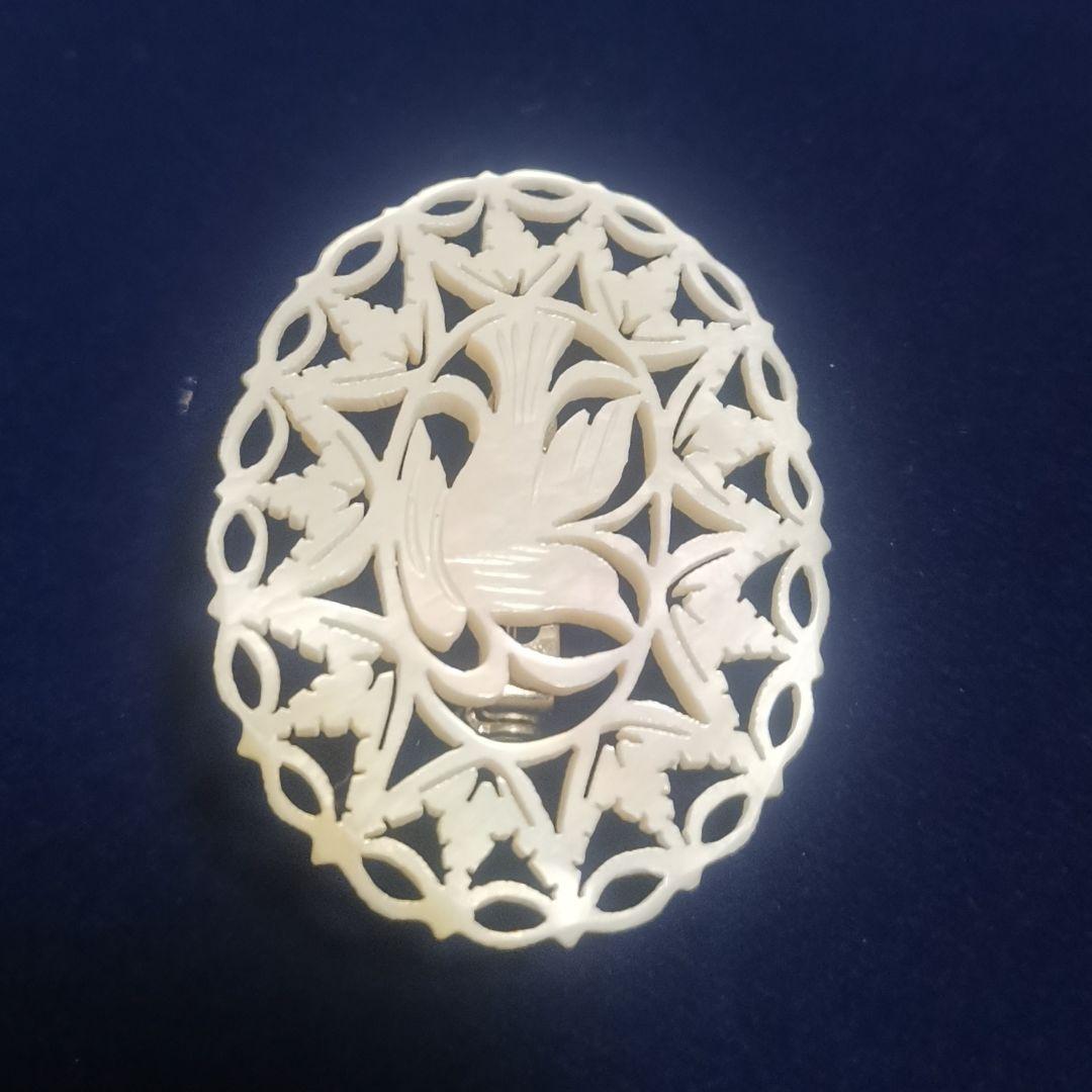 ヴィンテージベツレヘムパール　鳩のブローチ　オーバル