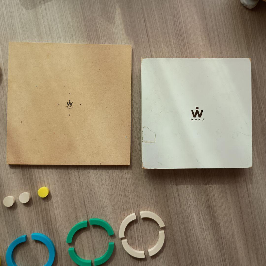 童具館　ケルンモザイク　円弧　ピンボード