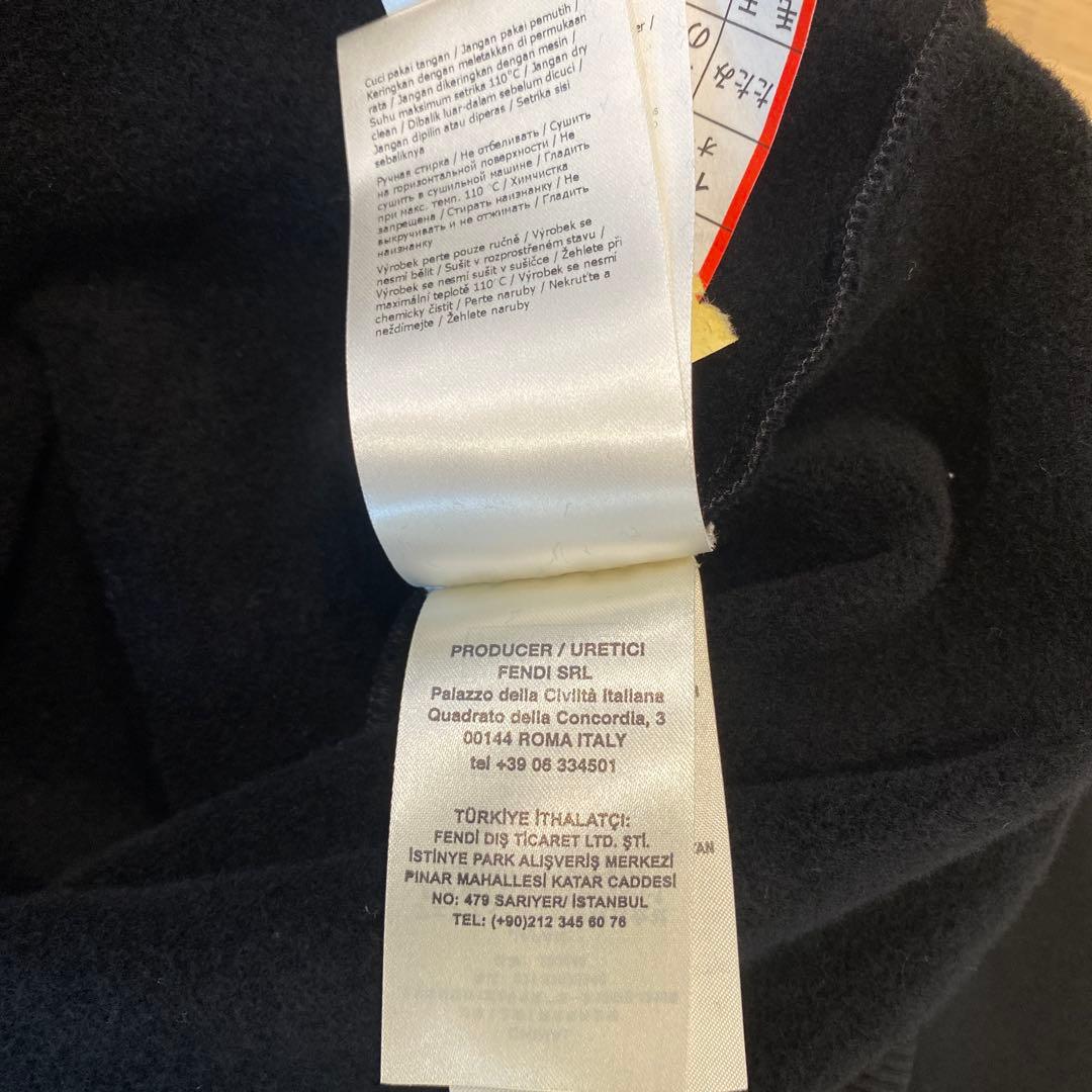 美品　Fendi ブラック アートマルチワッペンスウェット 刺繍