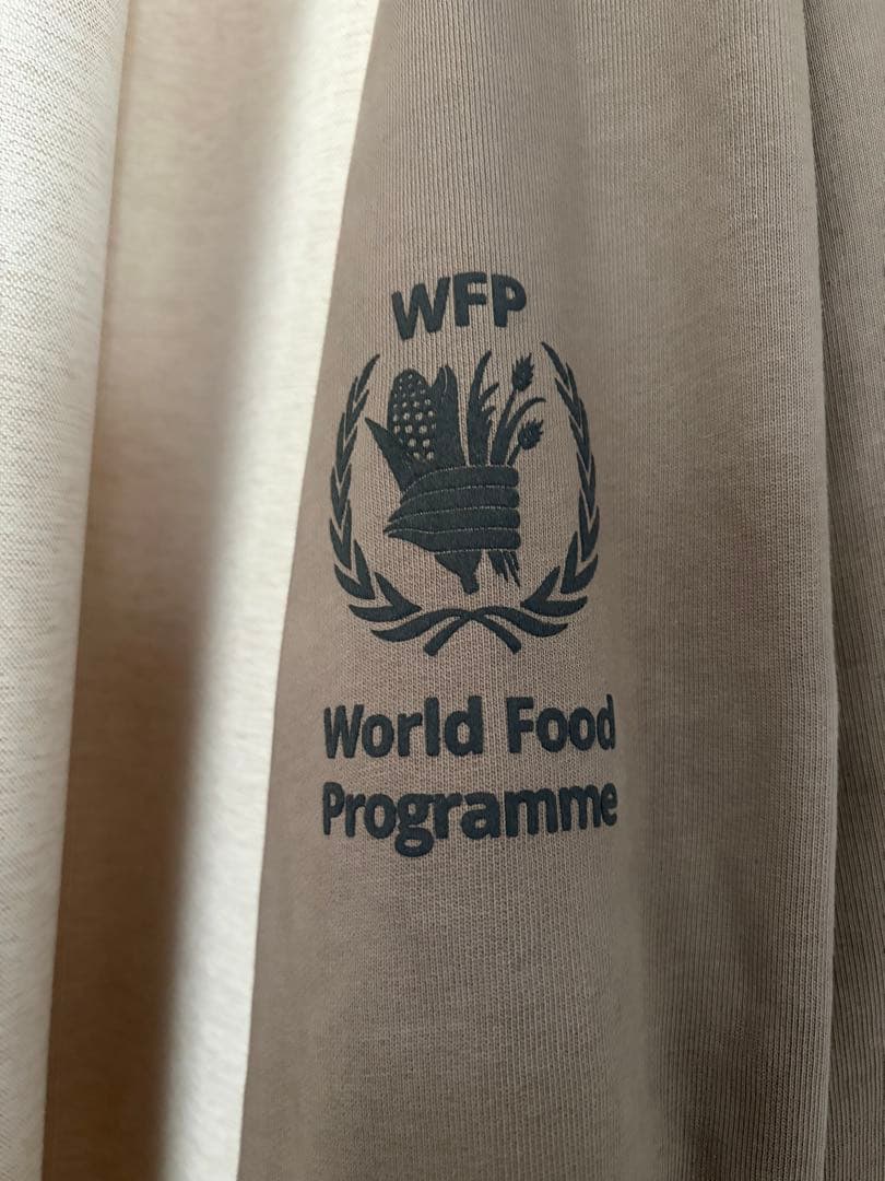 BALENCIAGA World Food Programme パーカー