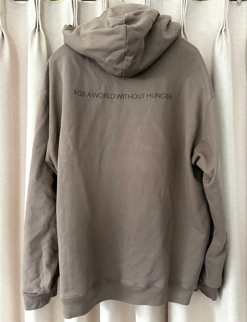 BALENCIAGA World Food Programme パーカー