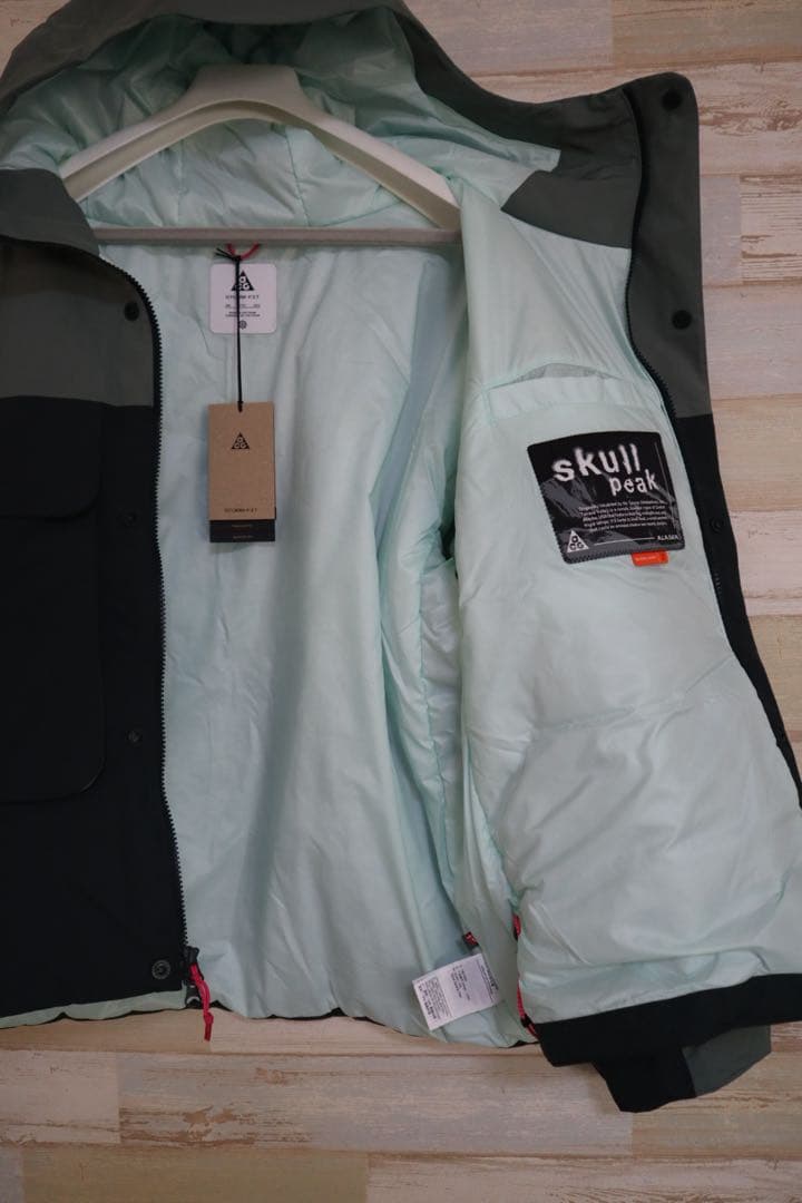 ナイキ　ACG プリマロフト　スカル　ピーク　Storm-FIT ジャケット