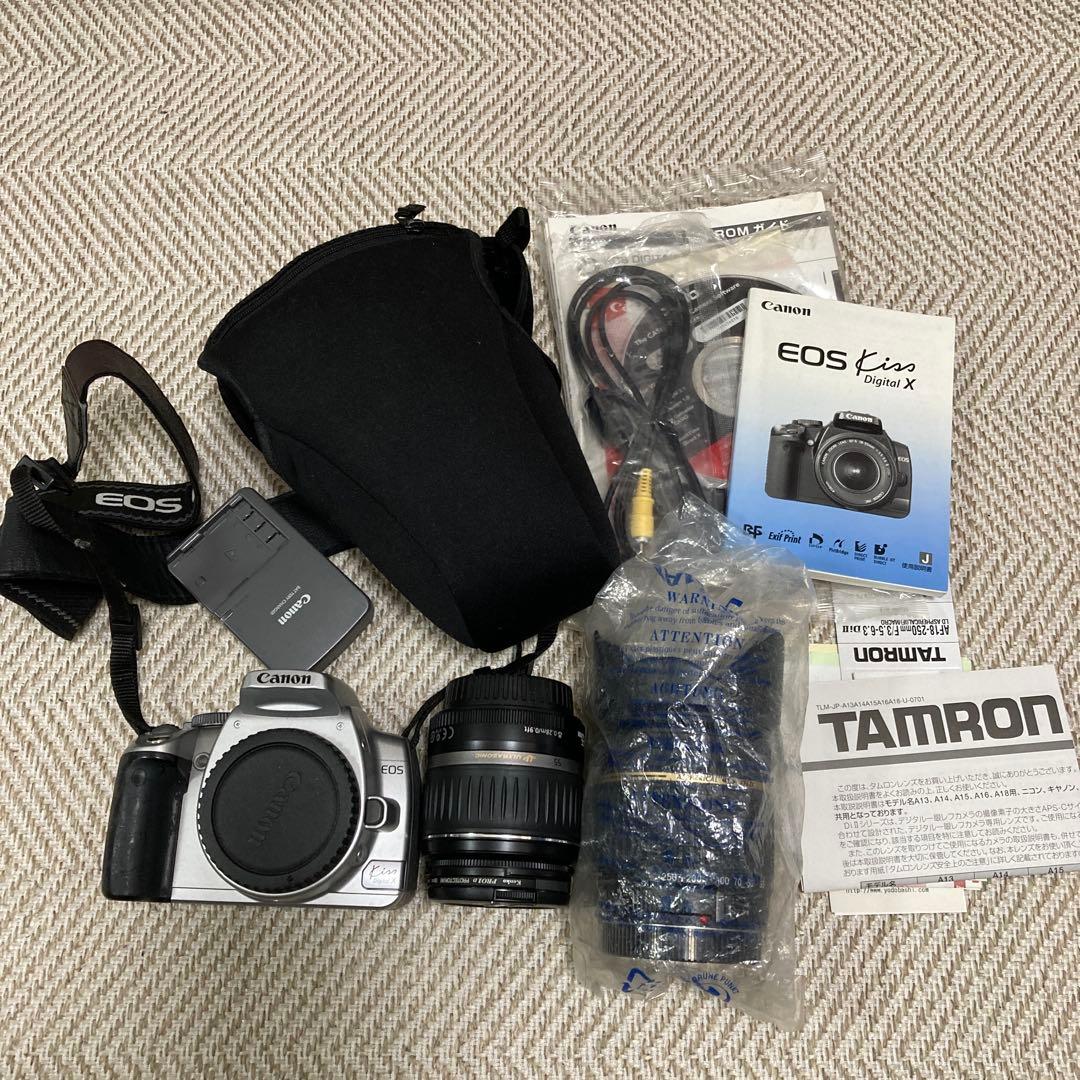 Canon EOS Kiss Digital X 本体とレンズTamronレンズ