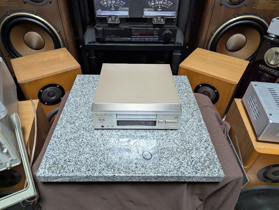 SANSUI　CD-α99 CDプレイヤー トレーベルト新品交換済み！
