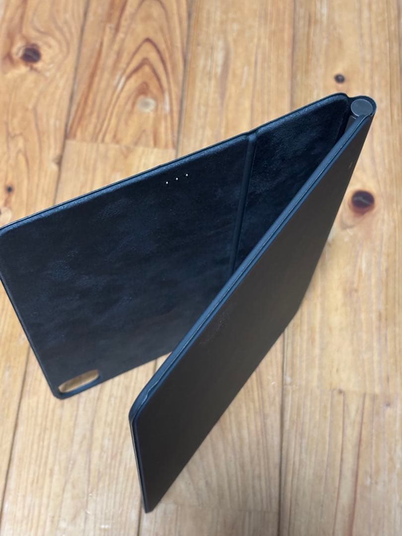 極美品 iPad magicKeyboard A2261MXQT2J/A 11