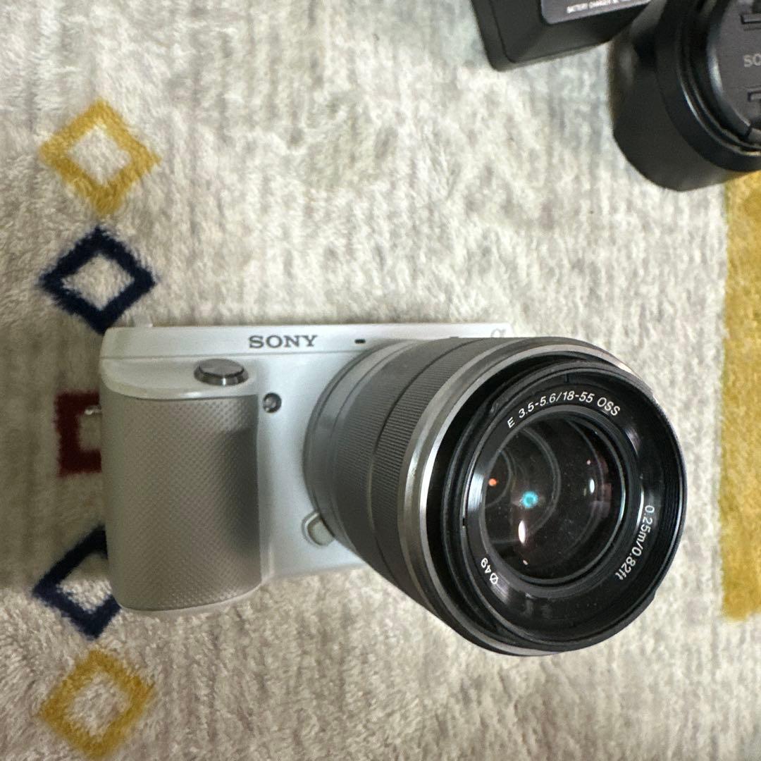 SONY NEX-F3 ミラーレスカメラ E 18-55mm レンズ付き