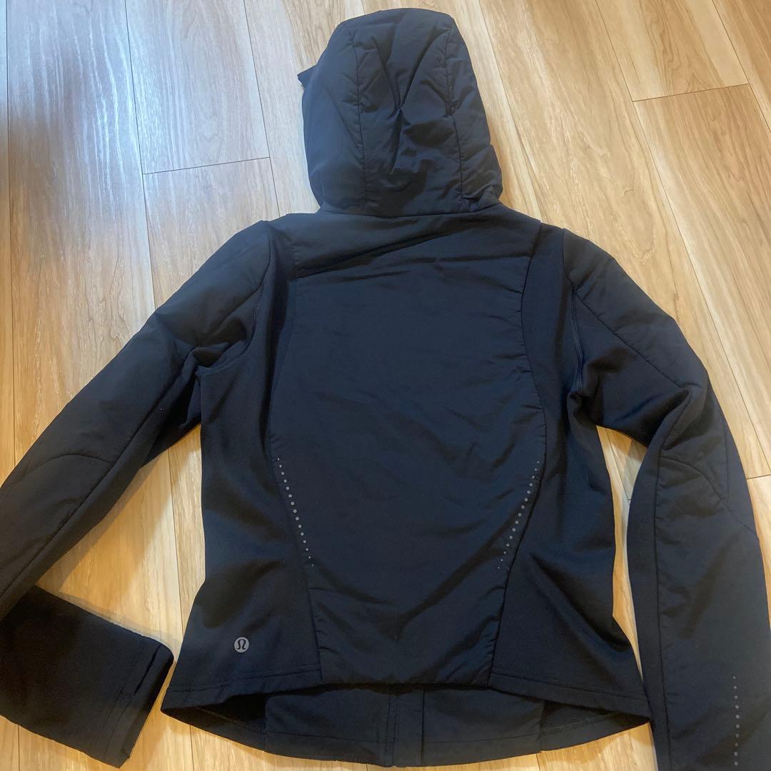 lululemon ジャケット