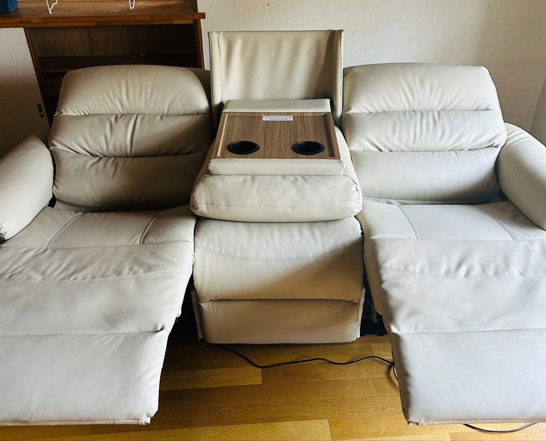 ニトリ　電動リクライニングソファ 3人掛け　美品　定価133400